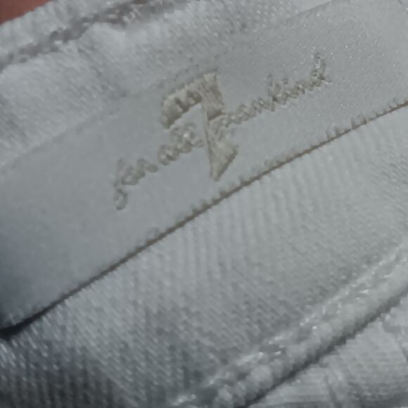 7 For All Mankind Denim Shorts Size 25 White Raw Hems Mid Rise - Picture 8 of 9